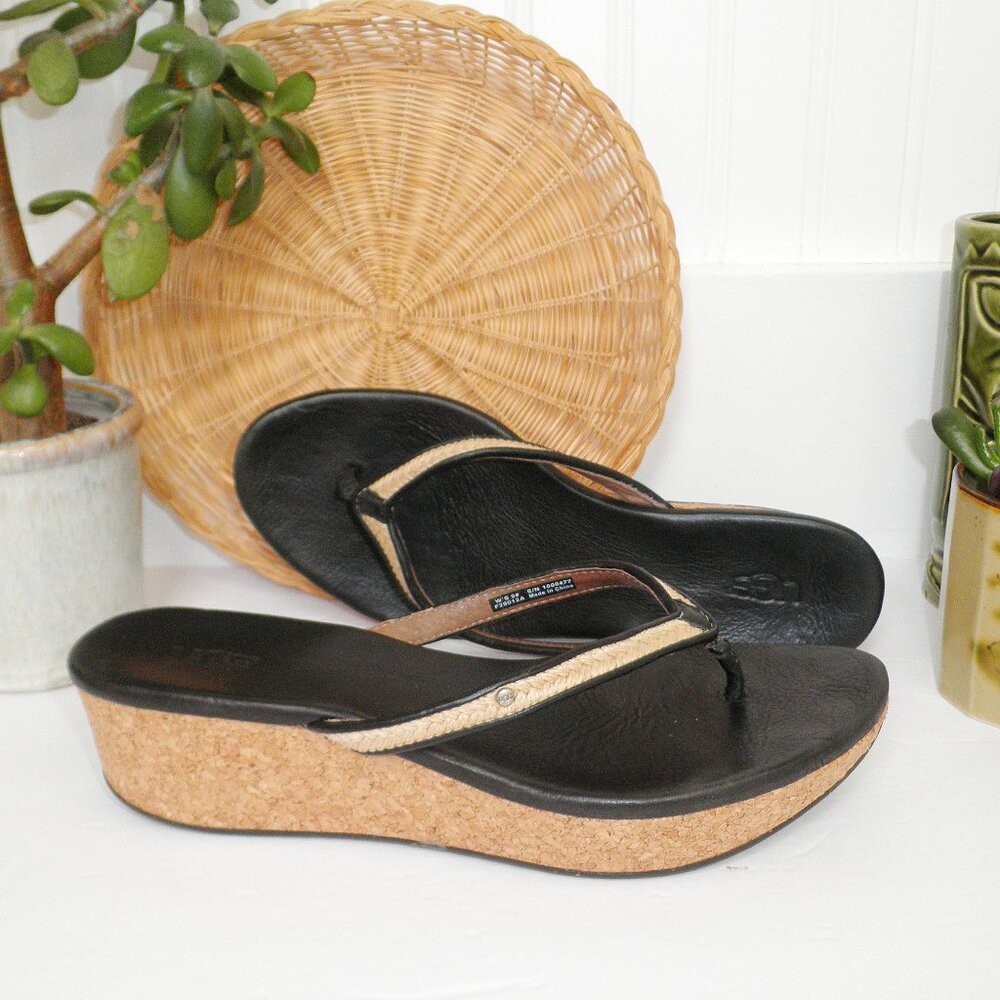 UGG AZURE Black Leather Platform Cork Wedge Flip Flop Thong Sandals Size 9